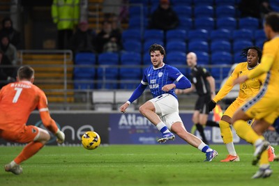 170226 - Cardiff City v AFC Wimbledon - Sky Bet League 1 - Ollie Tanner of Cardiff City has his shot saved by Nathan Bishop of Wimbledon