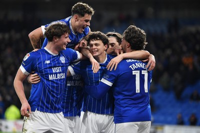 170226 - Cardiff City v AFC Wimbledon - Sky Bet League 1 - Perry NG of Cardiff City celebrates scoring a goal with team mates