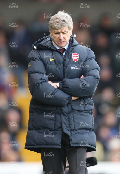 25.01.09 - Cardiff City v Arsenal, FA Cup Round 4 -  Arsenal manager Arsene Wenger 