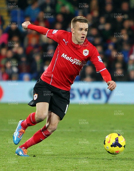 301113 - Cardiff City vs Arsenal - Barclays Premier League - Craig Noone of Cardiff City(c) Huw Evans Agency