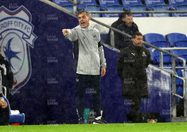 111125 - Cardiff City v Arsenal U21 - Vertu Trophy - Arsenal U21 Manager Max Porter 