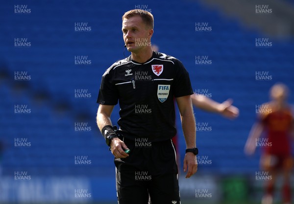 010826 - Cardiff City v AS Roma - Pre Season Friendly - Referee Aaron Wyn Jones 