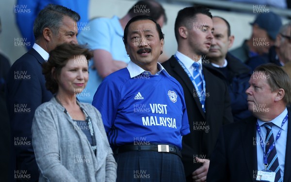 120817 - Cardiff City v Aston Villa - SkyBet Championship - Cardiff City Owner Vincent Tan