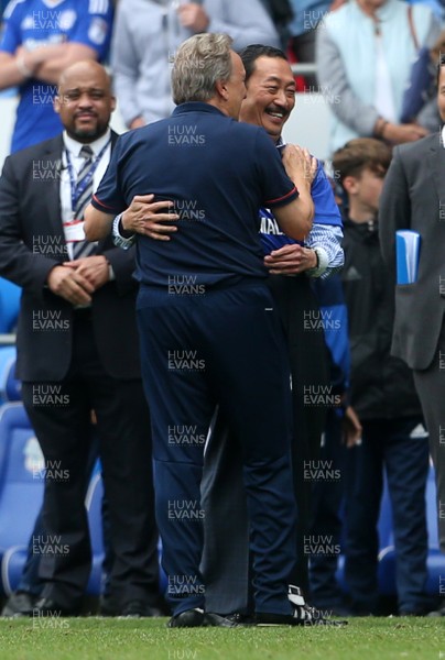 120817 - Cardiff City v Aston Villa - SkyBet Championship - Cardiff Manager Neil Warnock and Vincent Tan at full time