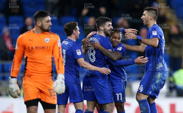 060318 - Cardiff City v Barnsley - SkyBet Championship - Callum Paterson of Cardiff City celebrates scoring a goal with team mates