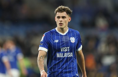 270126 - Cardiff City v Barnsley, EFL Sky Bet League 1 - Alex Robertson of Cardiff City