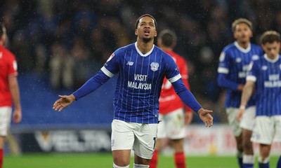 270126 - Cardiff City v Barnsley, EFL Sky Bet League 1 - Chris Willock of Cardiff City celebrates after scoring goal