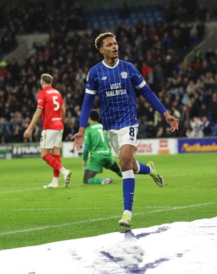 270126 - Cardiff City v Barnsley, EFL Sky Bet League 1 - Omari Kellyman of Cardiff City celebrates after scoring the third goal