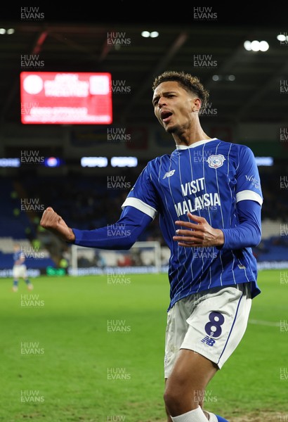 270126 - Cardiff City v Barnsley, EFL Sky Bet League 1 - Omari Kellyman of Cardiff City celebrates after scoring the third goal