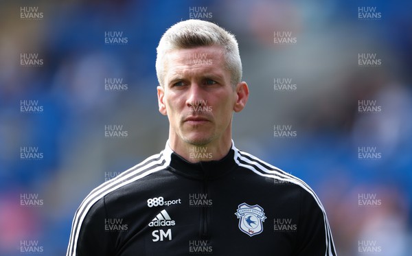 300422 - Cardiff City v Birmingham City, Sky Bet Championship - Cardiff City manager Steve Morison during warm up ahead of the match