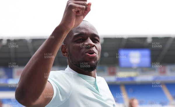 300422 - Cardiff City v Birmingham City, Sky Bet Championship - Uche Ikpeazu of Cardiff City during the lap of the pitch to thank the fans for their support over the season