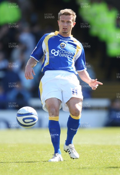 12.04.08 .. Cardiff City v Blackpool, Coca Cola Championship Cardiff's goalscorer Stephen McPhail 