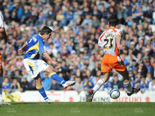 12.04.08 - Championship Football Cardiff City v Blackpool Cardiff's Peter Whittingham scores his side's third goal 