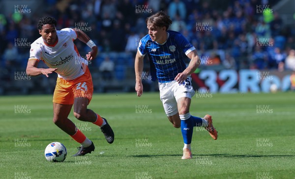 210326 - Cardiff City v Blackpool, EFL Sky Bet League 1 - Cian Ashford of Cardiff City takes on Reuell Walters of Blackpool