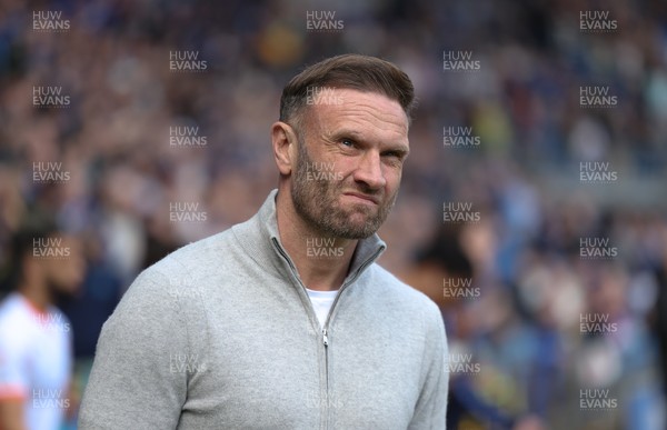 210326 - Cardiff City v Blackpool, EFL Sky Bet League 1 - Blackpool head coach Ian Evatt