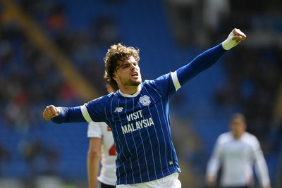 110426 - Cardiff City v Bolton Wanderers - Sky Bet League 1 - Ollie Tanner of Cardiff City celebrates the win at full time