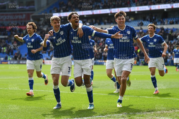 110426 - Cardiff City v Bolton Wanderers - Sky Bet League 1 - Omari Kellyman of Cardiff City celebrates scoring a goal with team mates