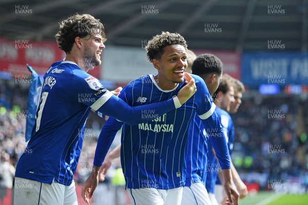 110426 - Cardiff City v Bolton Wanderers - Sky Bet League 1 - Omari Kellyman of Cardiff City celebrates scoring a goal with team mates