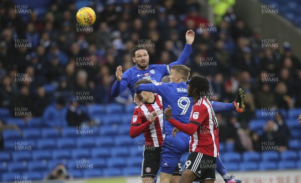 181117 - Cardiff City v Brentford, Sky Bet Championship - Sean Morrison of Cardiff City heads at goal
