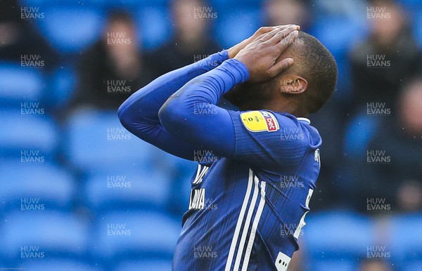 290220 - Cardiff City v Brentford, Sky Bet Championship - Junior Hoilett of Cardiff City reacts after missing a chance to score