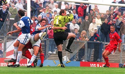 031098 - Cardiff City v Brighton and Hove Albion - League Division 3 -  Brighton goalkeeper Mark Walton beats Dai Thomas to the ball 