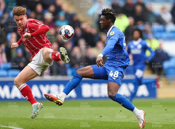 040323 - Cardiff City v Bristol City, EFL Sky Bet Championship - Sory Kaba of Cardiff City is challenged by Cameron Pring of Bristol City