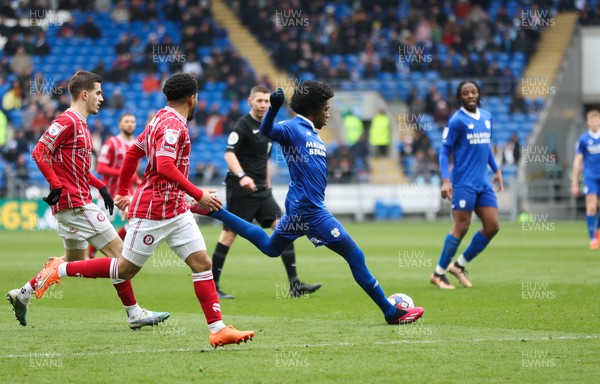 040323 - Cardiff City v Bristol City, EFL Sky Bet Championship - Jaden Philogene of Cardiff City shoots to score Cardiff’s second goal