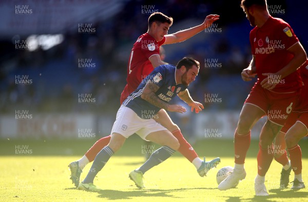101119 - Cardiff City v Bristol City - SkyBet Championship - Lee Tomlin of Cardiff City is tackled by Callum O'Dowda of Bristol City
