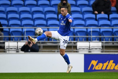 150225 - Cardiff City v Bristol City - Sky Bet Championship - Anwar El Garzi of Cardiff City controls the ball