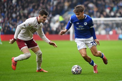 150225 - Cardiff City v Bristol City - Sky Bet Championship - Will Alves of Cardiff City is challenged by Anis Mehmeti of Bristol City