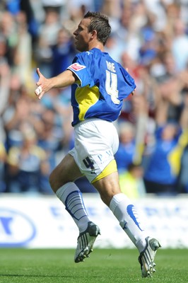 23.08.09 - Cardiff City v Bristol City - Coca-Cola Championship - Gavin Rae of Cardiff City celebrates his goal. 