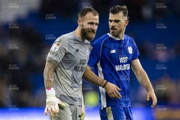 281023 - Cardiff City v Bristol City - Sky Bet Championship - Cardiff City goalkeeper Jak Alnwick and Dimitris Goutas of Cardiff City at full time