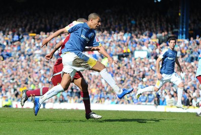 13.04.09 - Championship Football -  Cardiff City v Burnley -  Cardiff's Jay Bothroyd scores goal 