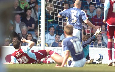 13.04.09 - Championship Football -  Cardiff City v Burnley -  Burnley's Robbie Blake (on floor - L) scores goal 