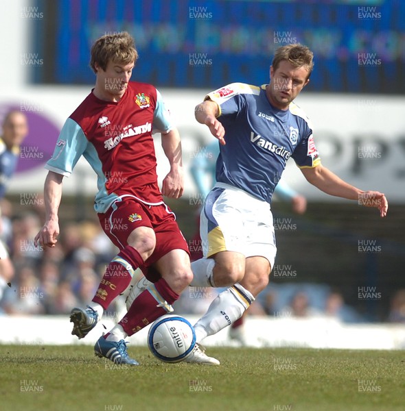 13.04.09 - Championship Football -  Cardiff City v Burnley -  Burnley's Wade Elliott is challenged by  Cardiff's Stephen McPhail  