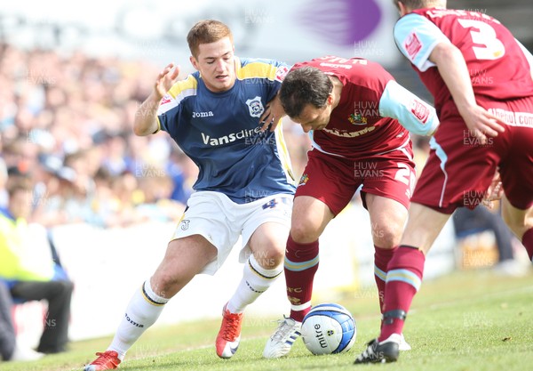 13.04.09.. Cardiff City v Burnley, Coca Cola Championship -  Cardiff's Ross McCormack tangles with Burnley's Robbie Blake  