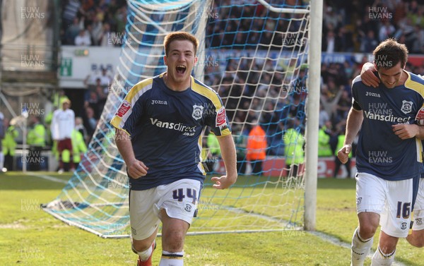 13.04.09.. Cardiff City v Burnley, Coca Cola Championship -  Cardiff's Ross McCormack celebrates after he scores City's second goal 