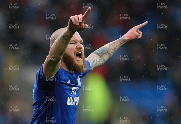300318 - Cardiff City v Burton Albion, Sky Bet Championship - Aron Gunnarsson of Cardiff City makes his return to the Cardiff side after returning from injury