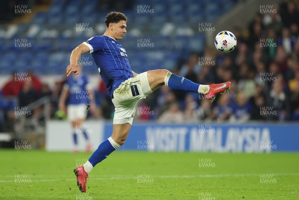 300925 - Cardiff City v Burton Albion, EFL Sky Bet League 1 - Yousef Salech of Cardiff City fails to make the most of a chance to score