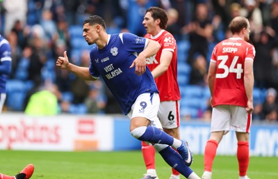 190926 Cardiff City v Charlton Athletic, EFL Sky Bet Championship - Yousef Salech of Cardiff City celebrates after scoring the second goal