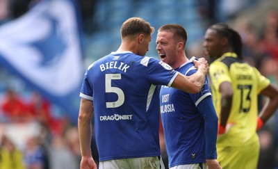 190926 Cardiff City v Charlton Athletic, EFL Sky Bet Championship - Jack Moylan of Cardiff City celebrates with Krystian Bielik of Cardiff City after scoring the third goal