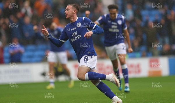 190926 Cardiff City v Charlton Athletic, EFL Sky Bet Championship - Jack Moylan of Cardiff City celebrates after scoring goal