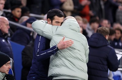 161225 - Cardiff City v Chelsea - EFL Cup Quarter Final - Cardiff City Manager Brian Barry-Murphy and Chelsea Manager Enzo Maresca 