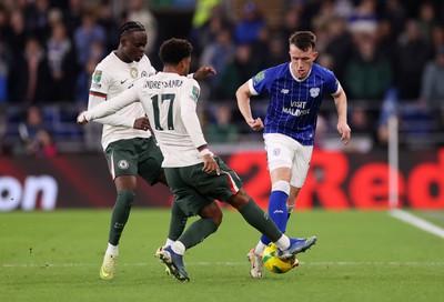 161225 - Cardiff City v Chelsea - EFL Cup Quarter Final - David Turnbull of Cardiff is tackled by Andrey Santos of Chelsea 