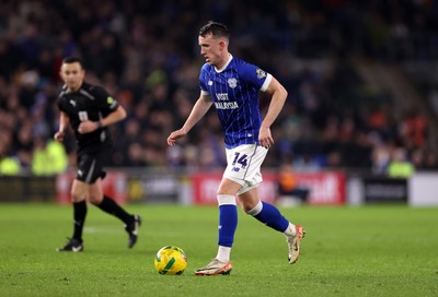 161225 - Cardiff City v Chelsea - EFL Cup Quarter Final - David Turnbull of Cardiff 