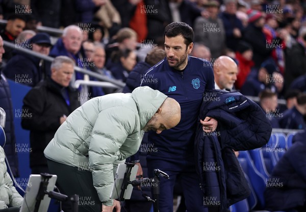 161225 - Cardiff City v Chelsea - EFL Cup Quarter Final - Cardiff City Manager Brian Barry-Murphy and Chelsea Manager Enzo Maresca 