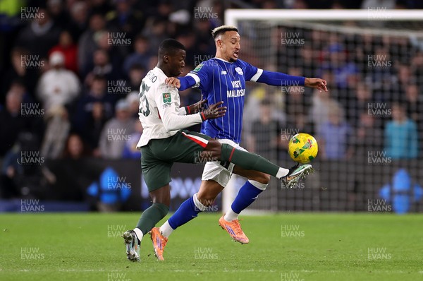 161225 - Cardiff City v Chelsea - EFL Cup Quarter Final - Callum Robinson of Cardiff is tackled by Moises Caicedo of Chelsea 