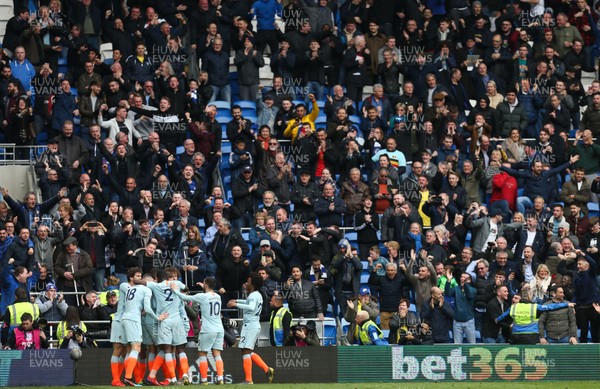 310319 - Cardiff City v Chelsea, Premier League - Chelsea players celebrate with Ruben Loftus-Cheek of Chelsea after he scores the second goal