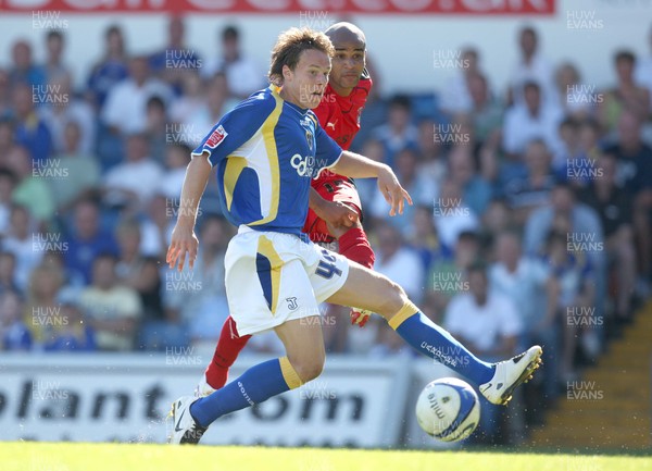 25.08.07 - Cardiff City v Coventry City, Coca Cola Championship -  Coventry's Leon McKenzie beats Cardiff's Chris Gunter to fire shot at goal 