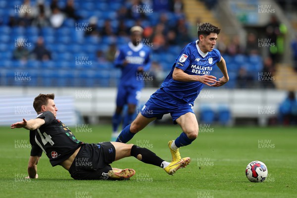 151022 - Cardiff City v Coventry City - Sky Bet Championship - Callum O’Dowda of Cardiff city is fouled by Ben Sheaf of Coventry city (l) 